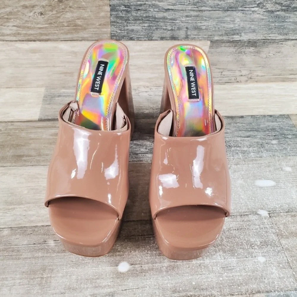 Nine West‎ Jilie Womens Sandals Sz 7.5 M Beige Patent Leather Slip On Block Heel